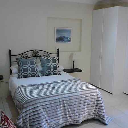 Port House Hotel Bloubergstrand Ngoại thất bức ảnh