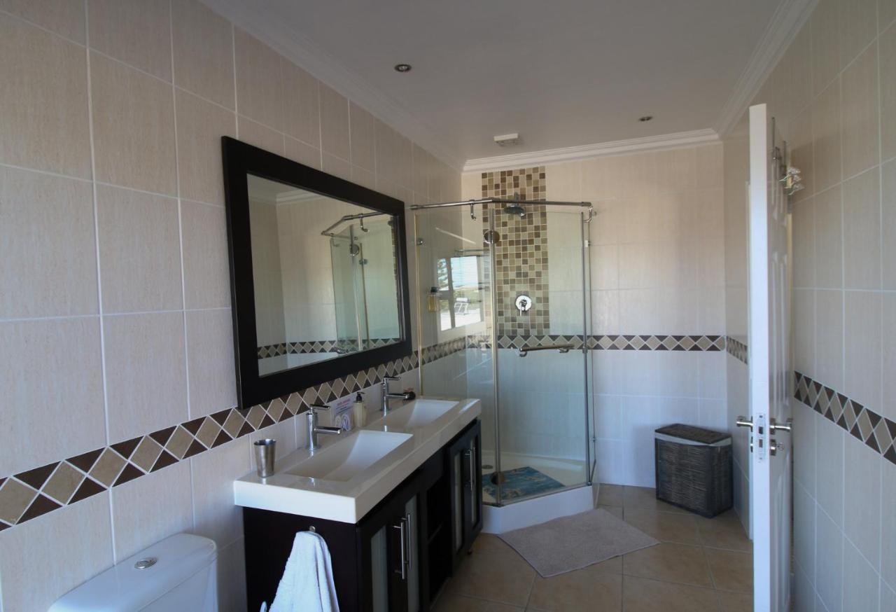 Port House Hotel Bloubergstrand Ngoại thất bức ảnh